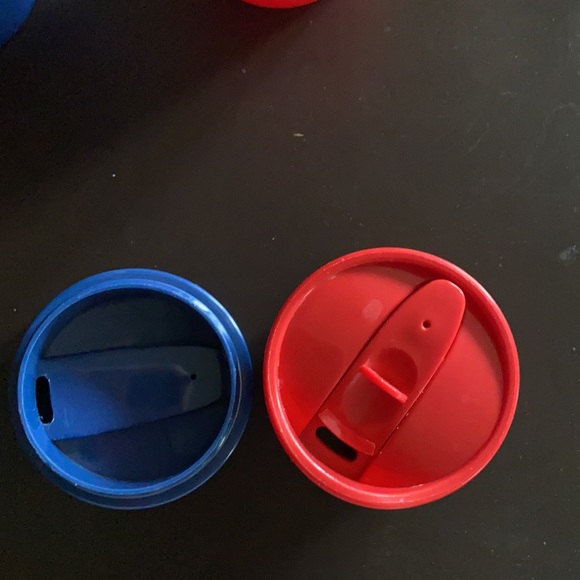 Set of 2 cups+lids - Picture 7 of 7